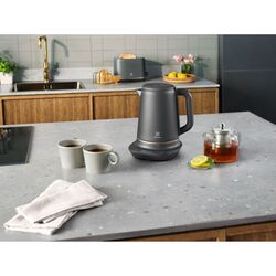 Электрочайник Electrolux Explore 7 E7K1-6BP (Black Pearl) Thumb