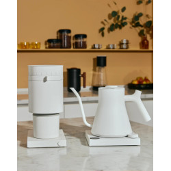 Электрочайник Fellow Stagg EKG Pro 0.9l (Matte White) Thumb