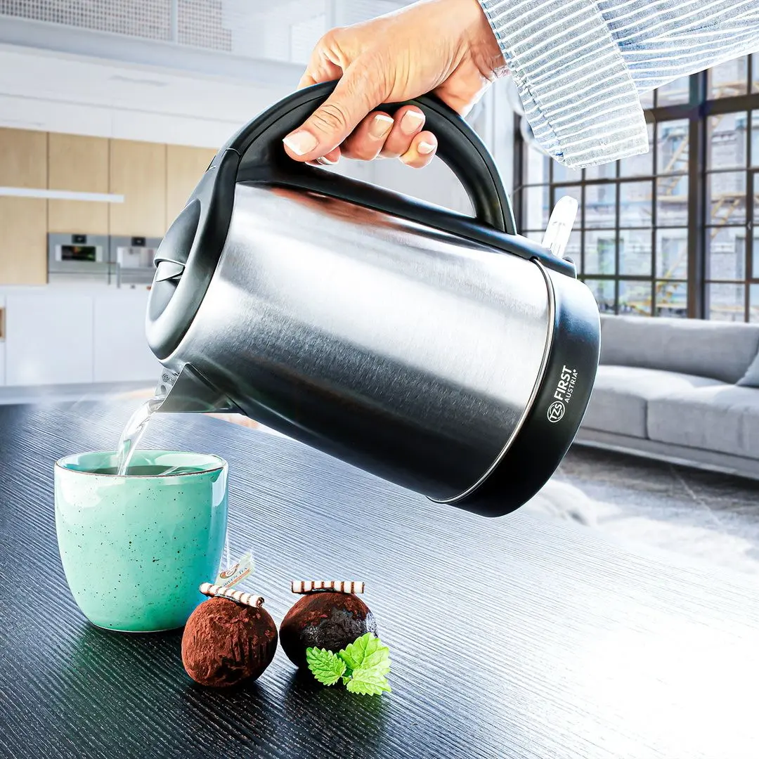 Электрочайник First FA-5409-7 (Inox)