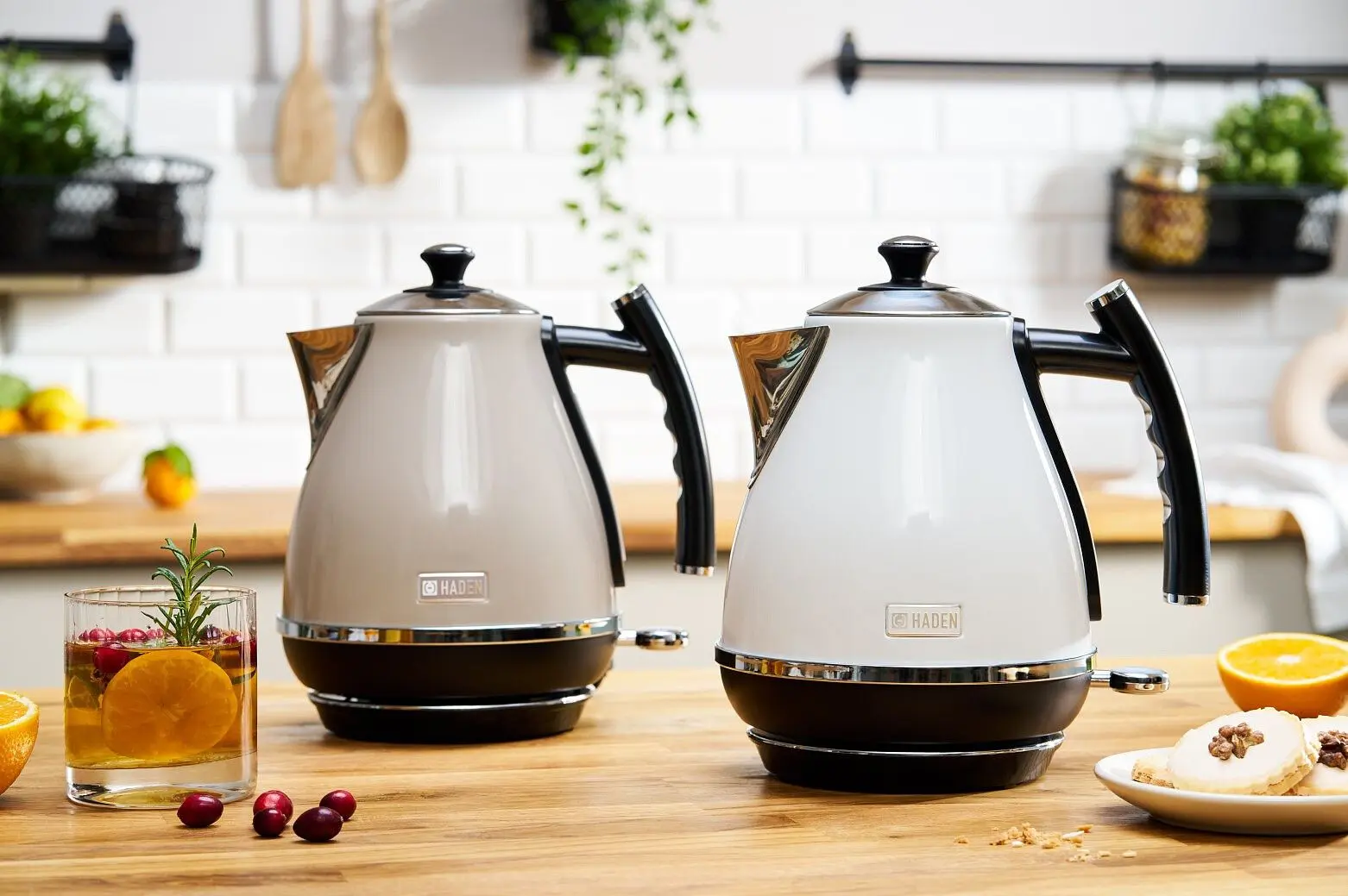 Электрочайник Haden HAD209221 (Grey/Black) - 6