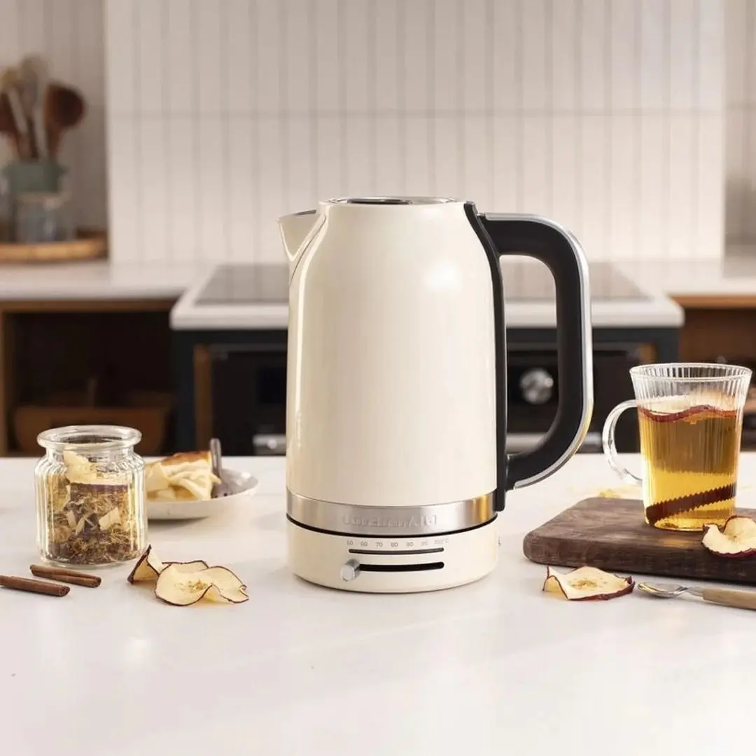 Электрочайник KitchenAid Artisan 5KEK1701EAC (Almond Cream) - 7