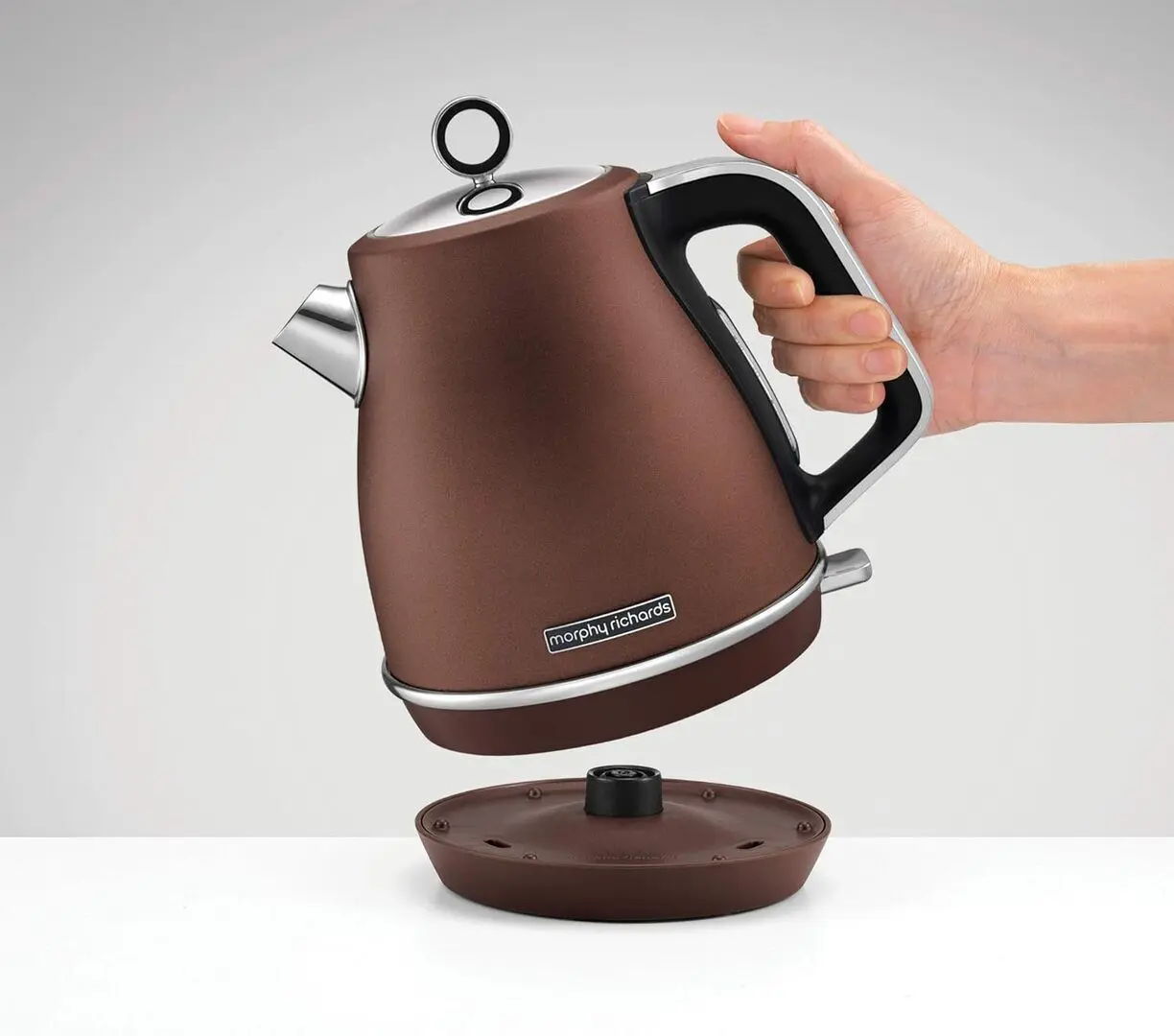 Электрочайник Morphy Richards Evoke Special Edition 104401 (Bronze) - 5