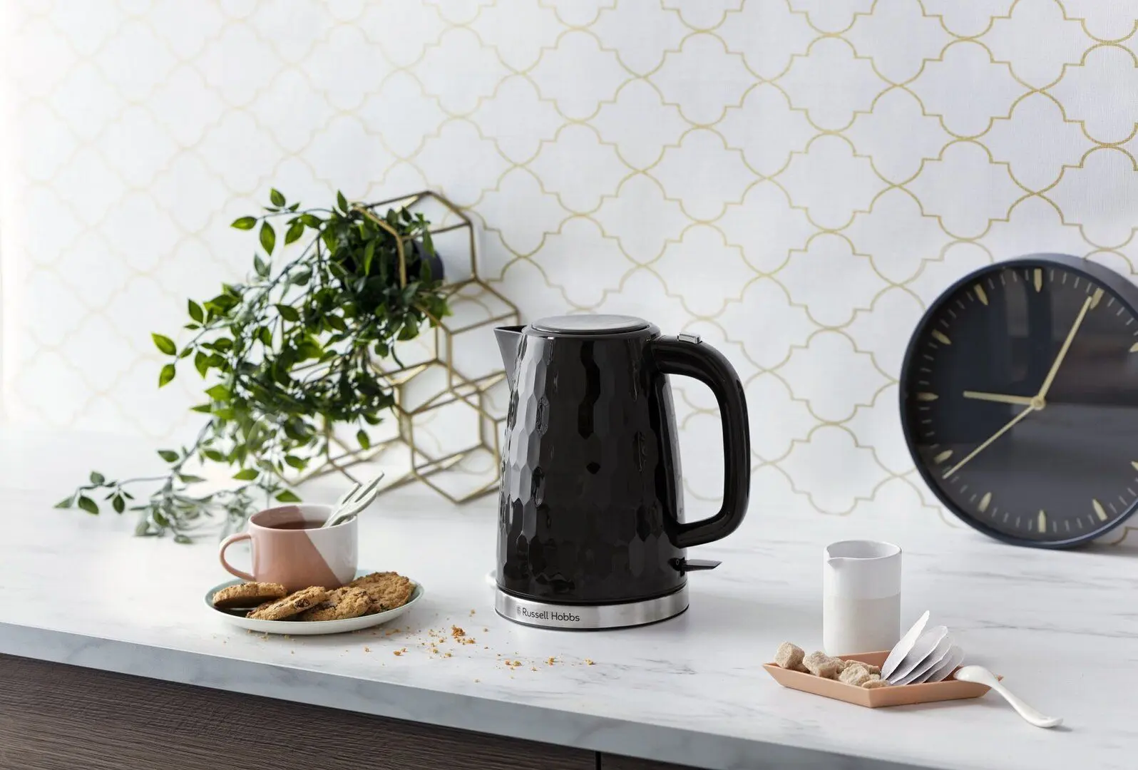 Электрочайник Russell Hobbs Honeycomb 26051-70 (Black) - 6