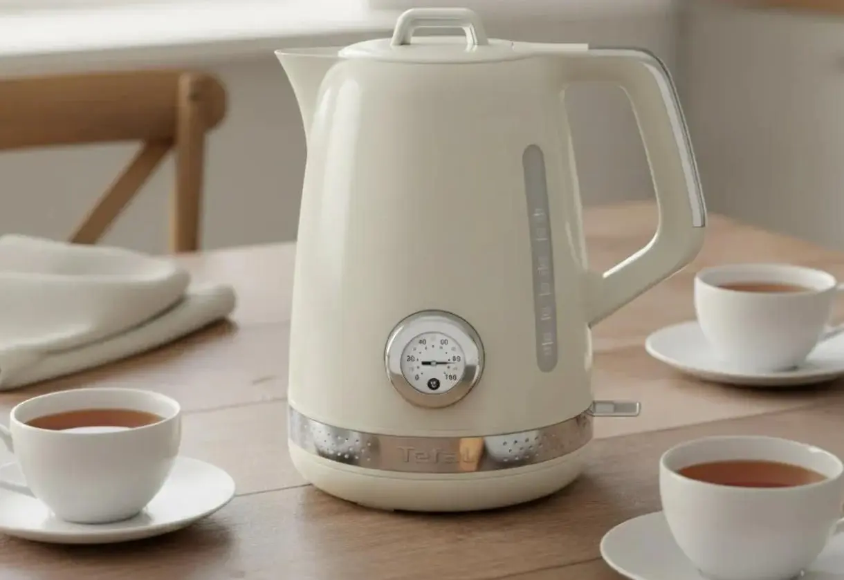 Электрочайник Tefal KO355AE0 1.7l (White) - 3