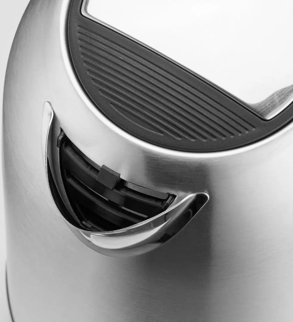 Электрочайник Trisa Compact Boil 6455.7512 (Silver/Black)