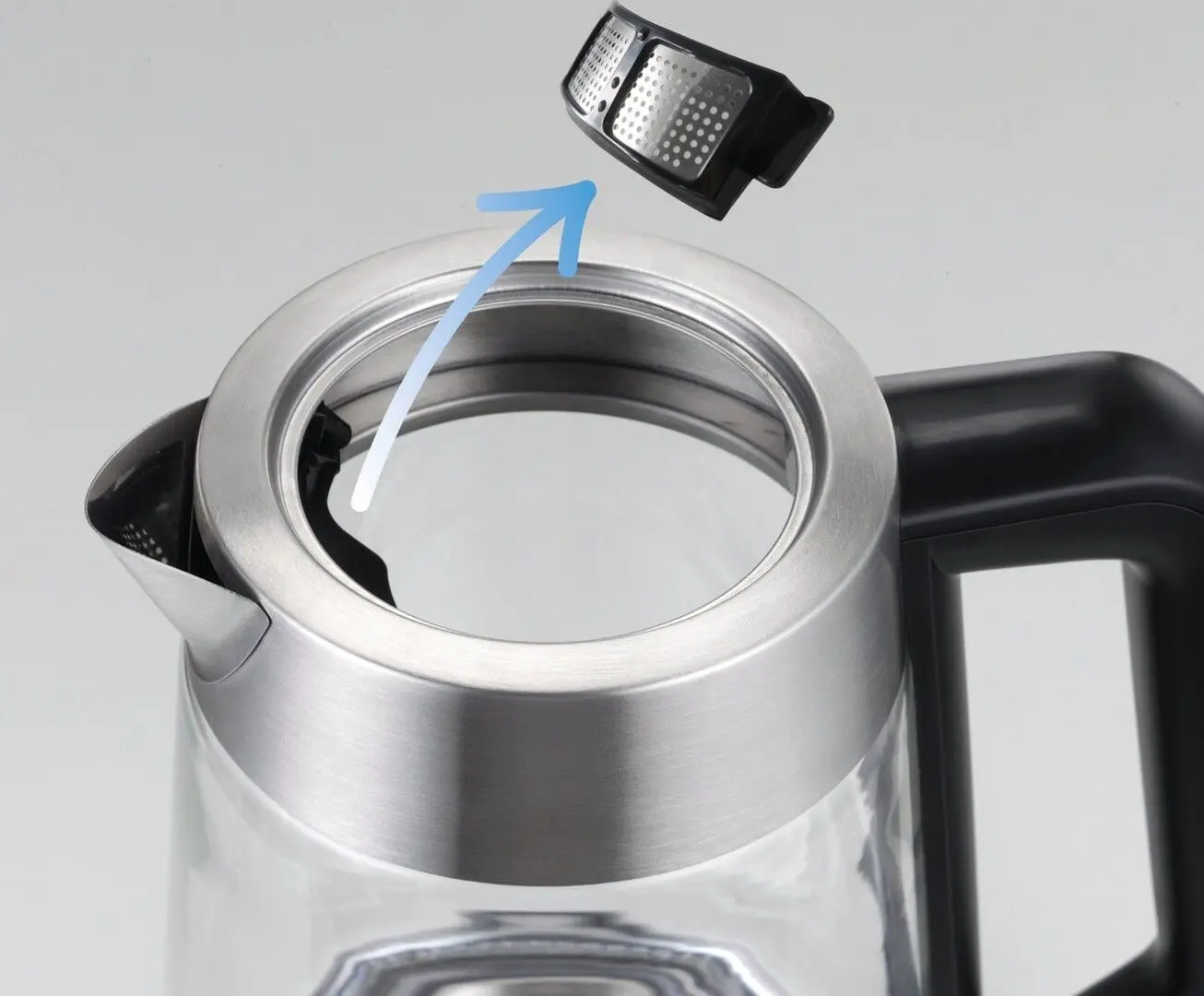 Электрочайник Trisa Easy Fill 6451.6912 (Black/Inox)