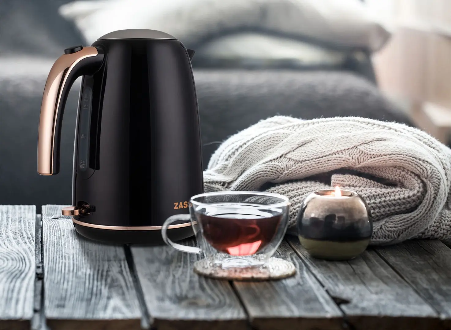 Электрочайник Zass ZCK 22 (Black/Rose Gold)
