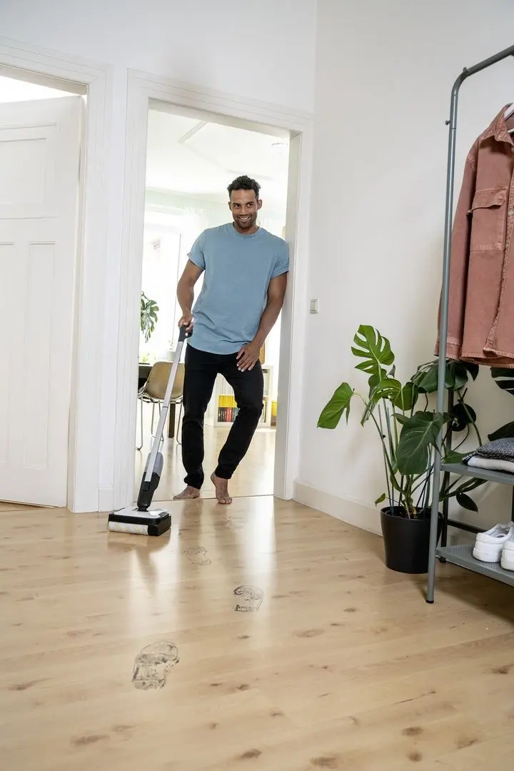 Mop electric Karcher FC 2-4 Battery Set (Black/White)