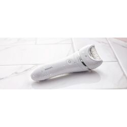 Epilator Philips Wet&Dry BRE700/00 (White/Chrome) Thumb