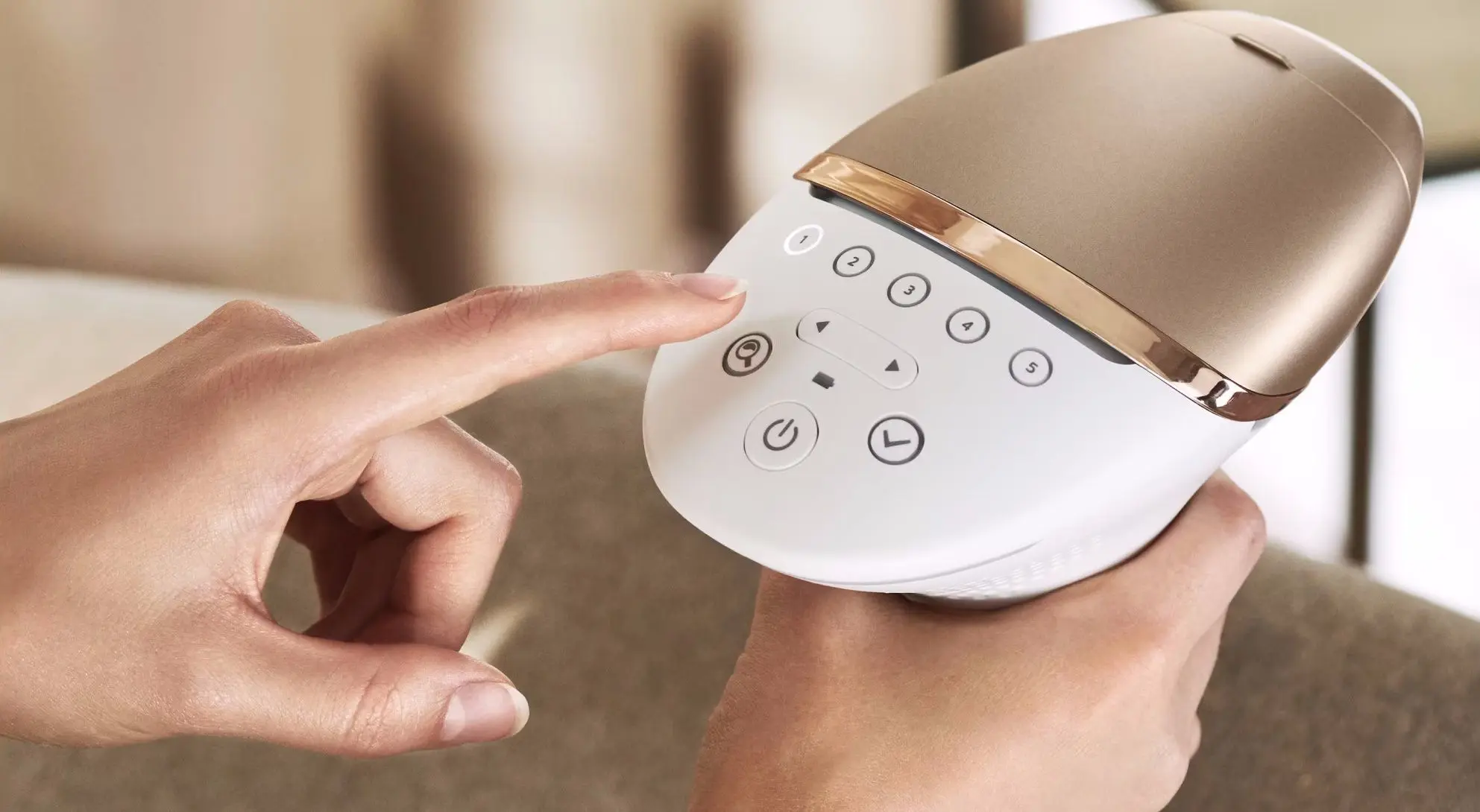Fotoepilator Philips Lumea BRI973/00 (Rose Gold/White)