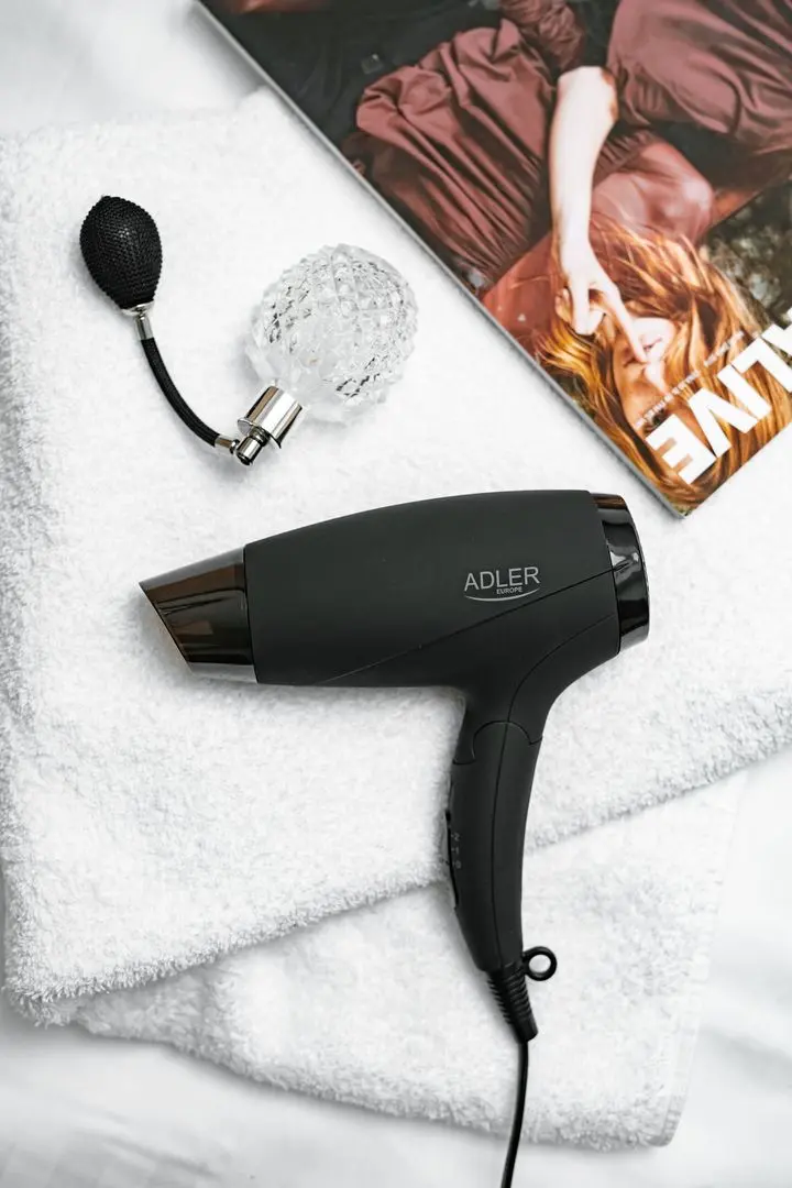 Uscator de par Adler AD 2266 (Black)