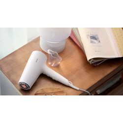 Фен Philips 5000 BHD501/00 (White) Thumb