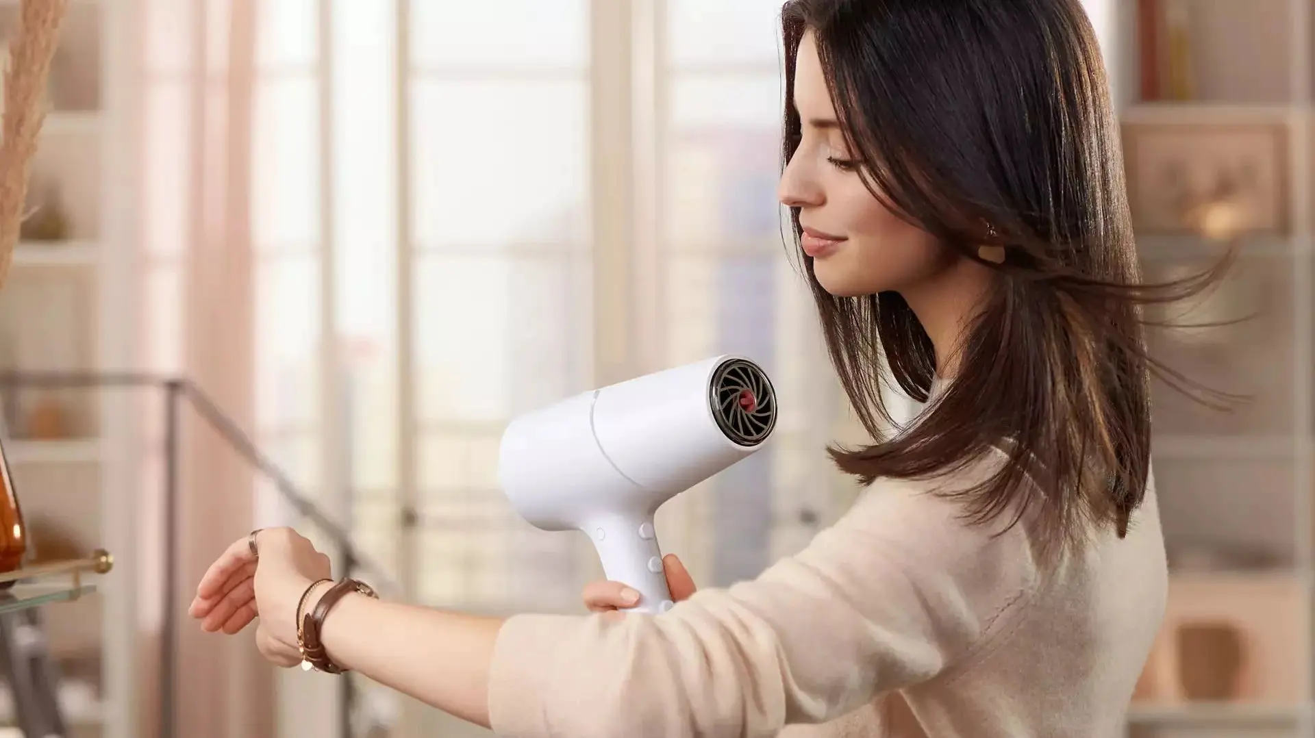 Фен Philips 5000 BHD501/00 (White) - 6