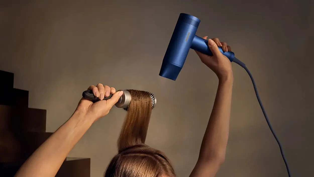 Фен Philips BHD839/00 (Blue)