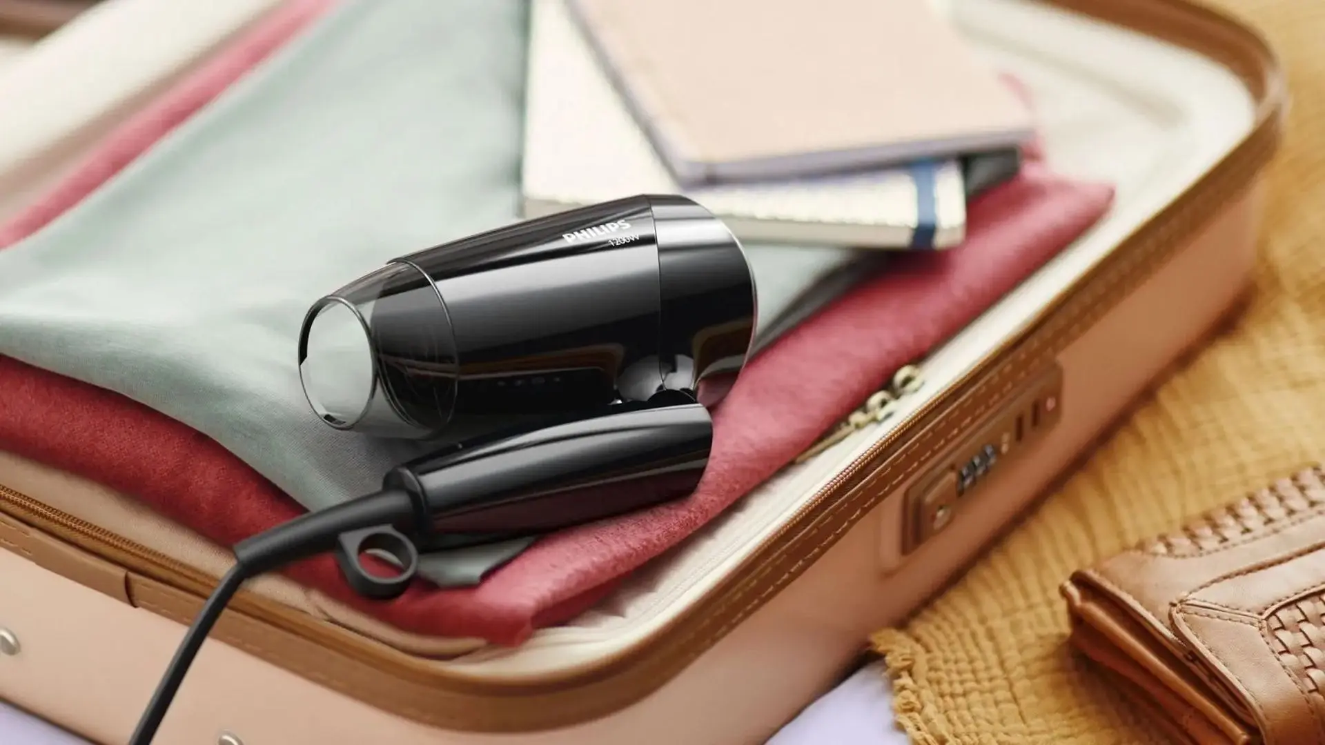 Фен Philips Essential Care BHC010/00 (Black) - 6