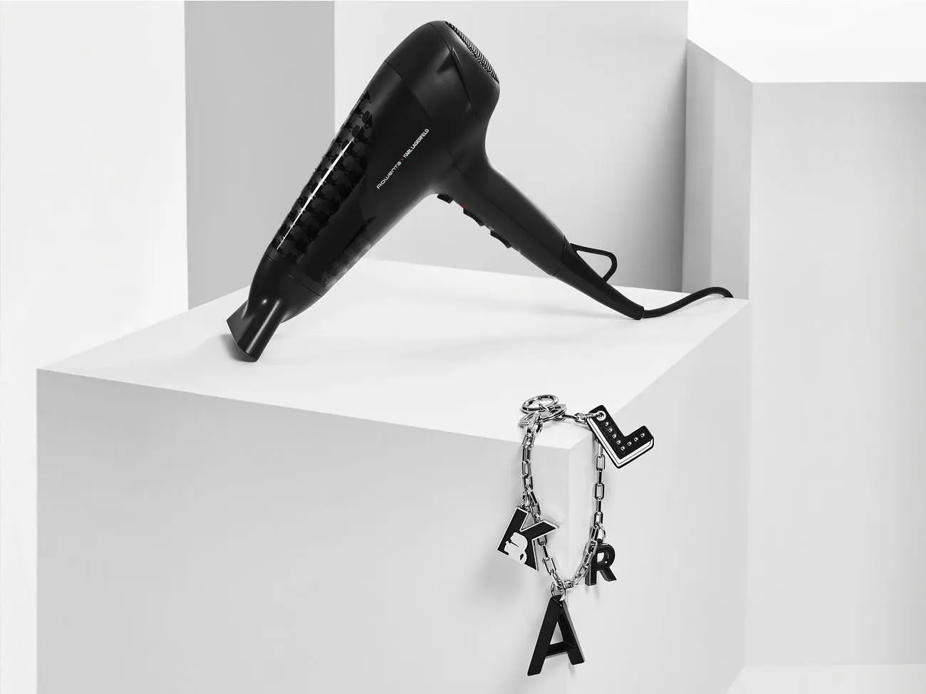 Uscator de par Rowenta Karl Lagerfeld Studio Dry CV581LF0 (Black)