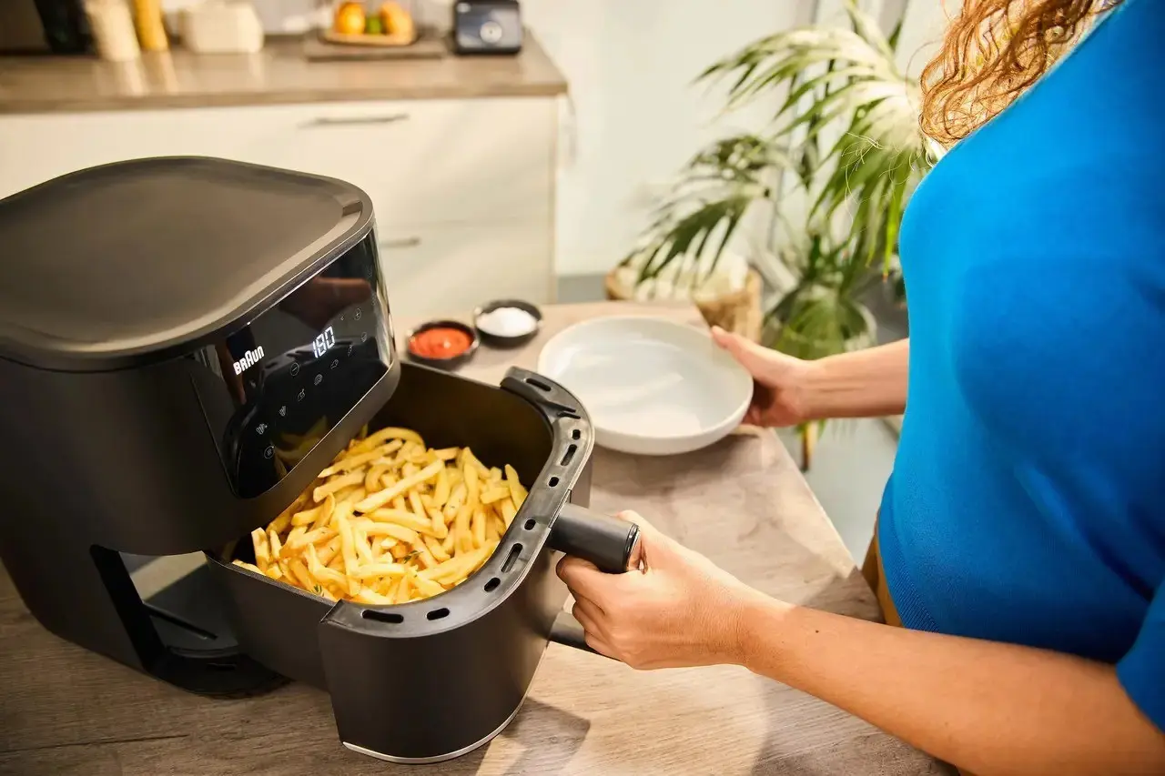 Friteuza cu aer cald Braun MultiFry 5 HF5030 (Black)