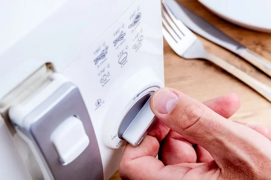 Friteuza Eldom FR18 (White/Grey)