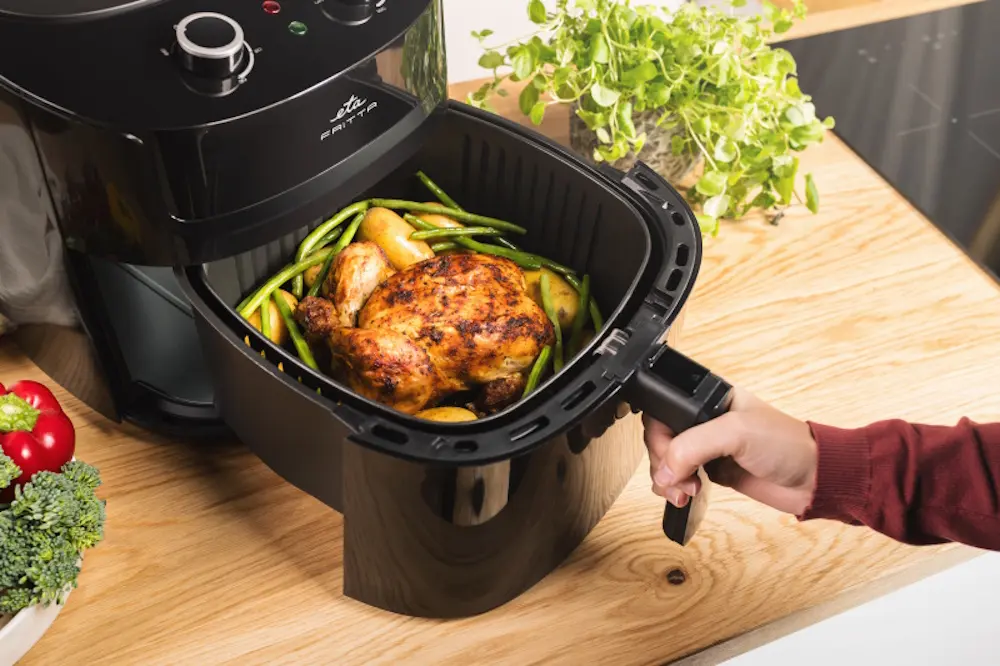 Friteuza cu aer cald ETA Fritta 2168 90000 (Black)