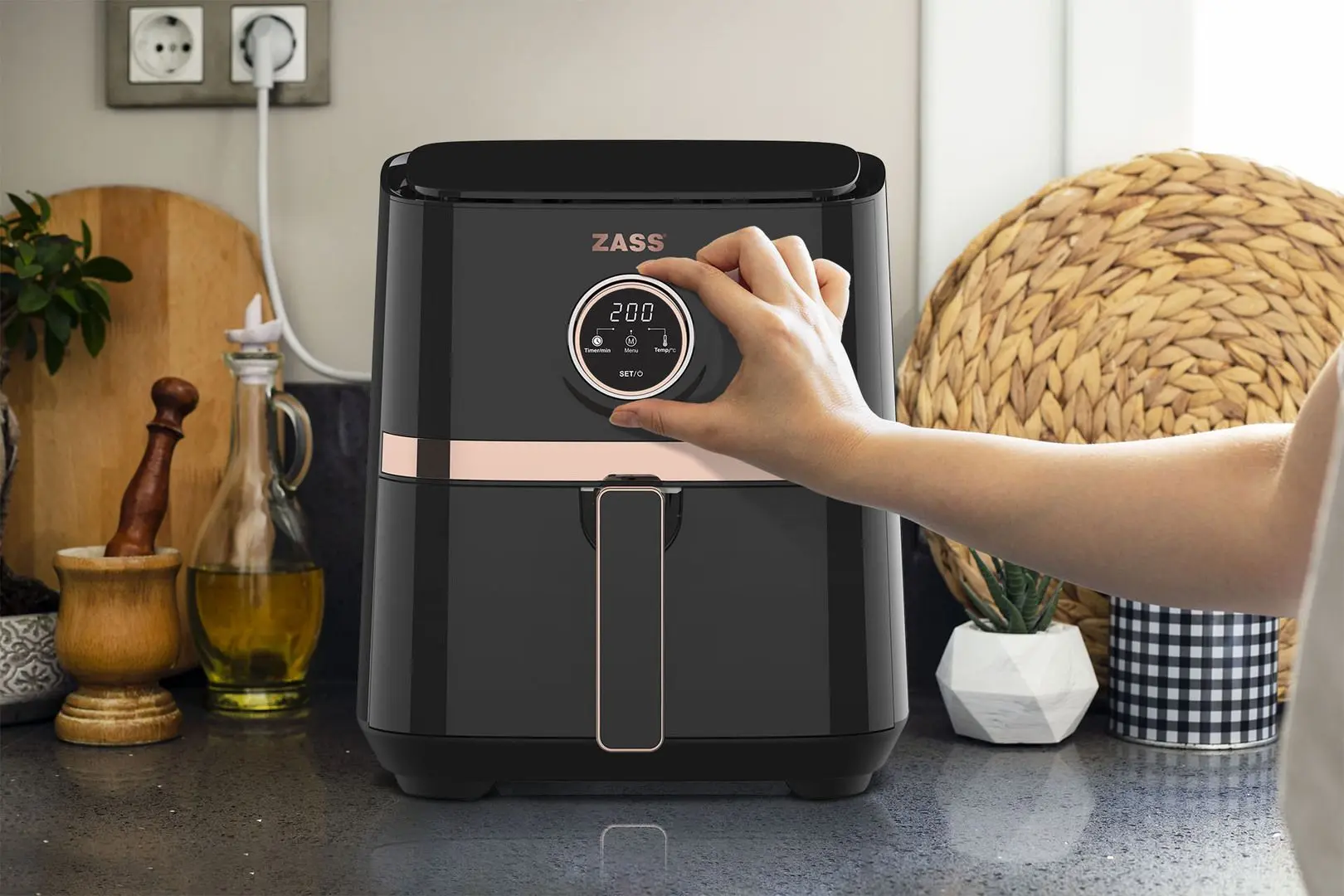 Friteuza cu aer cald Zass ZAF 20 (Black/Rose Gold)