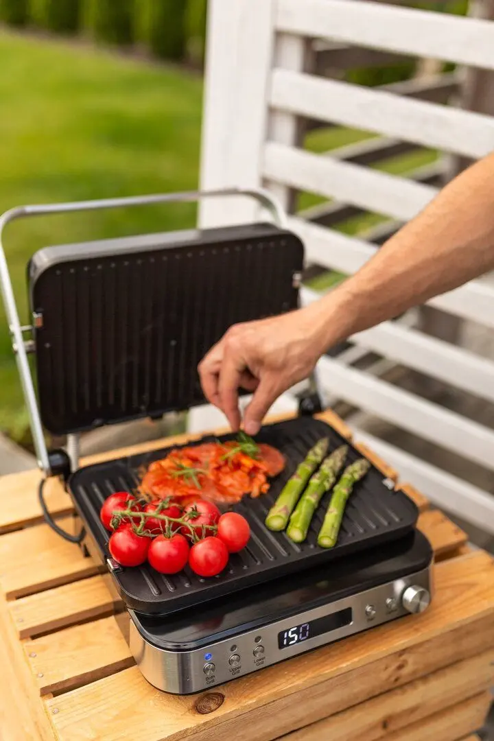 Электрогриль Blaupunkt GRS901 (Silver)