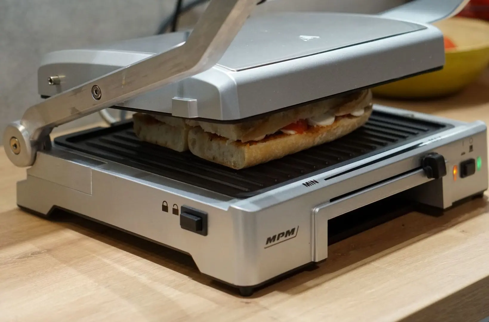 Электрогриль MPM MGR-10M (Silver) - 4