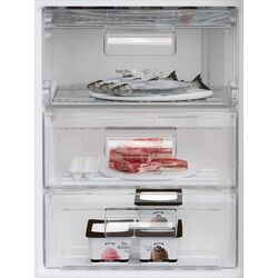 Холодильник Arctic AK60320M40W (White) Thumb