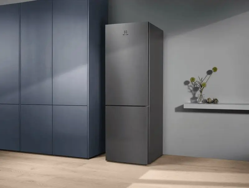 Frigider Electrolux LNT5ME32U1 (Grey)