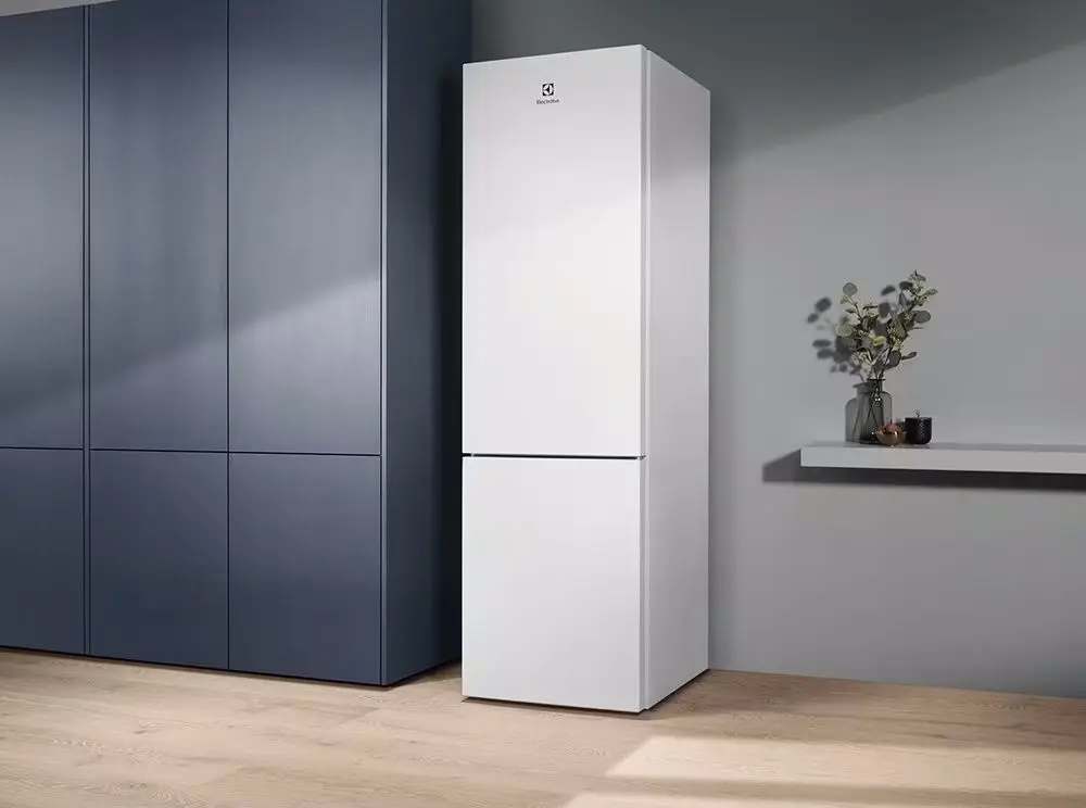 Frigider Electrolux LNT5ME36W1 (White)