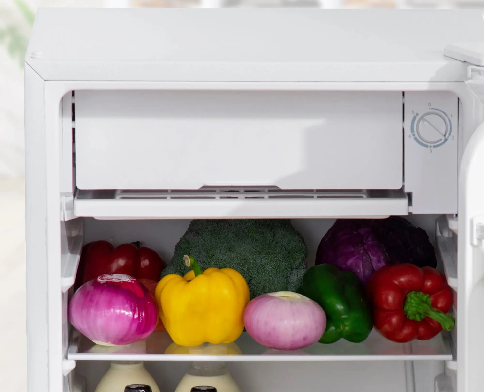 Холодильник HomCom 800-129V90WT (White) - 4