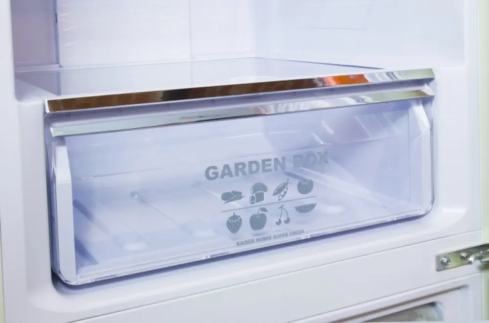 Frigider Kaiser Retro KK 60825 Em (Black)