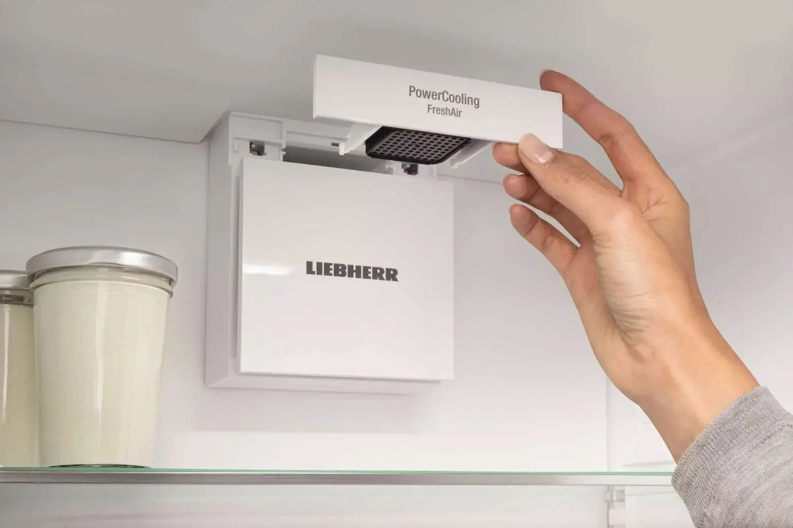 Frigider Liebherr CNgwd 5723 Plus (White/Silver)