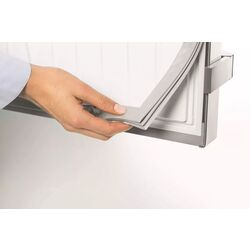 Холодильник Liebherr Comfort CBNef 5735 (Silver) Thumb