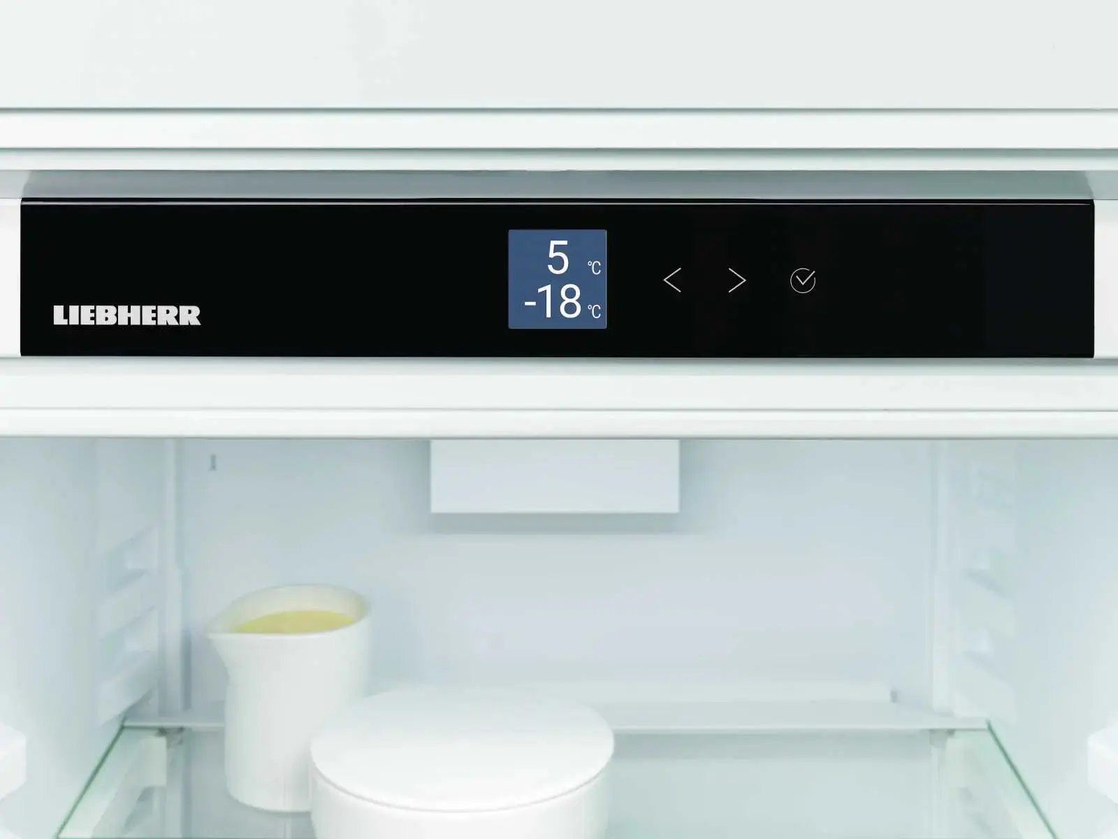 Холодильник Liebherr Plus CNbdd 7723 (Dark Inox)