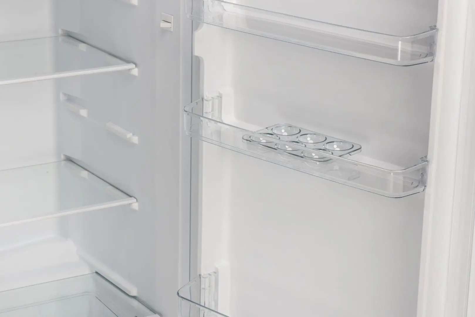 Frigider Vivax DD-207E W (White)