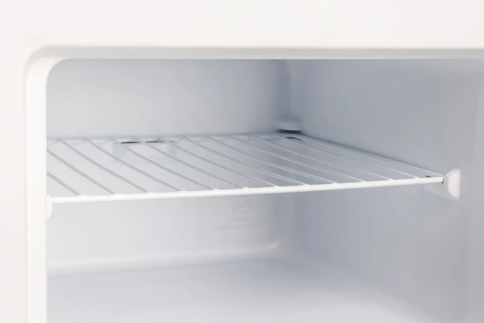 Frigider Vivax DD-207E W (White)