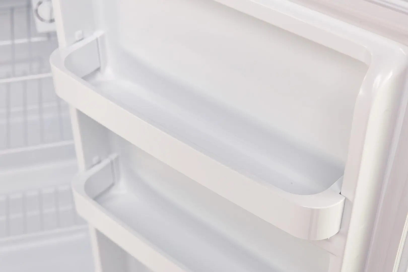 Frigider Vivax TTR-93E (White)