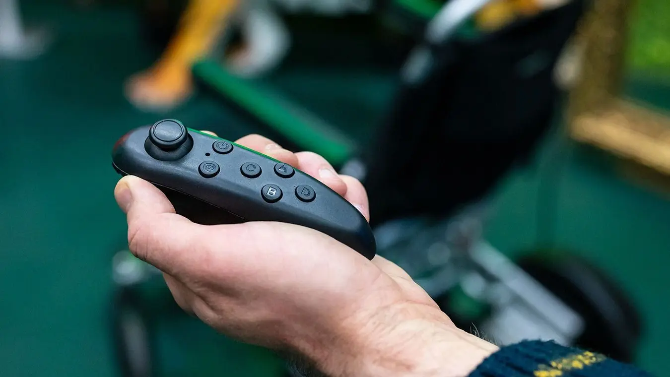 Электрическая инвалидная коляска Airwheel H3TS+ (Black) - 5