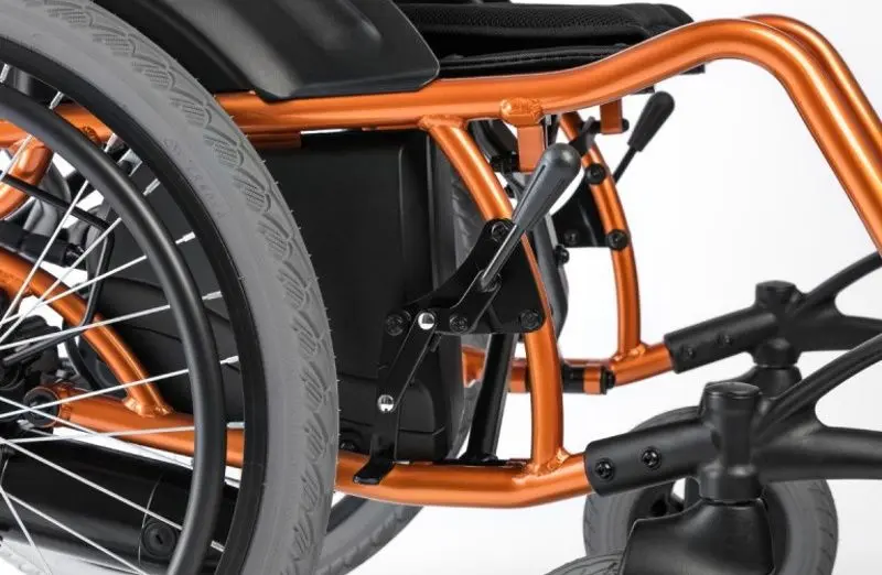 Scaun cu rotile electric Medilife Flex D130AL (Black/Gold)