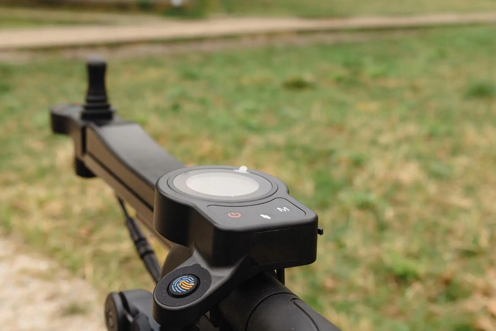 Scaun cu rotile electric Medilife Semi (Black)