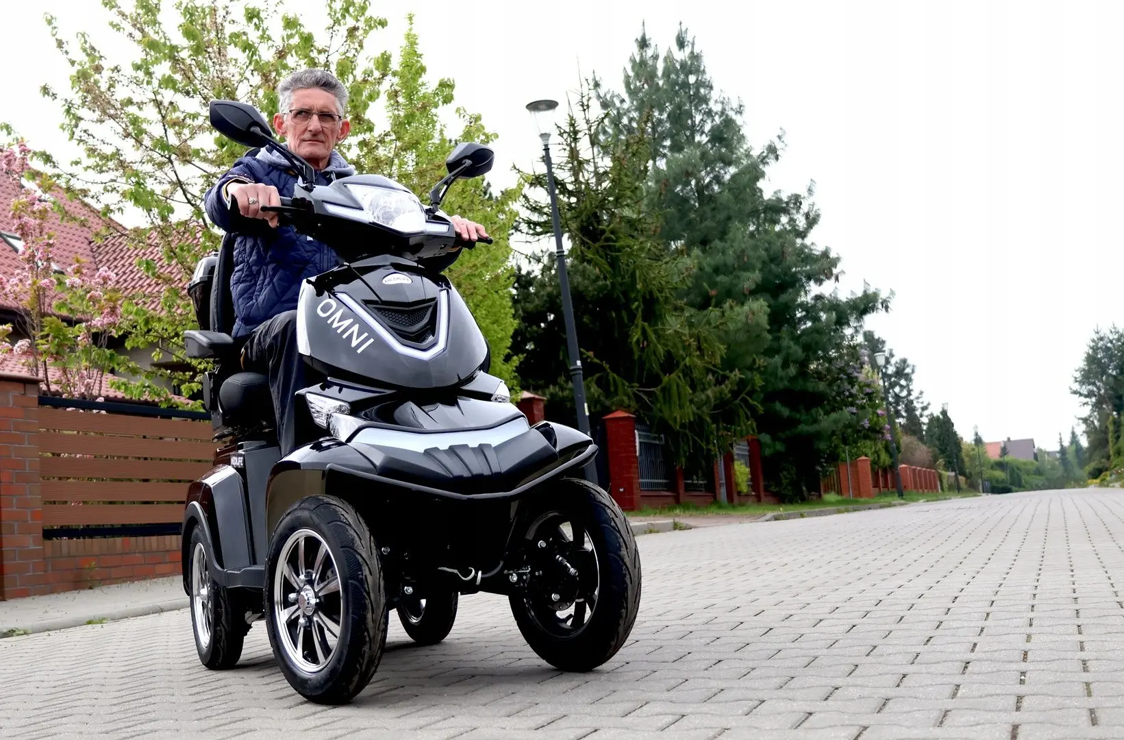 Scuter mobil electric Medilife Omni (Black)