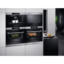 Встраиеваемая кофемашина Aeg KKK884500M (Inox) Thumb