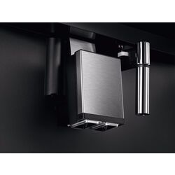 Встраиваемая кофемашина Electrolux 900 Pro EBC85X (Black/Inox) Thumb