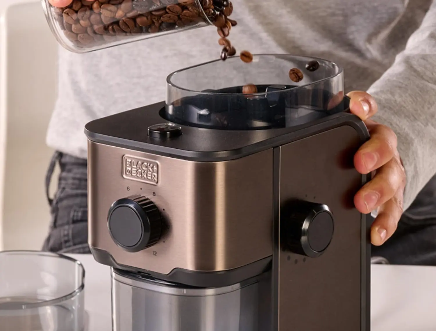 Кофемолка Black&Decker BXCG151E (Inox)