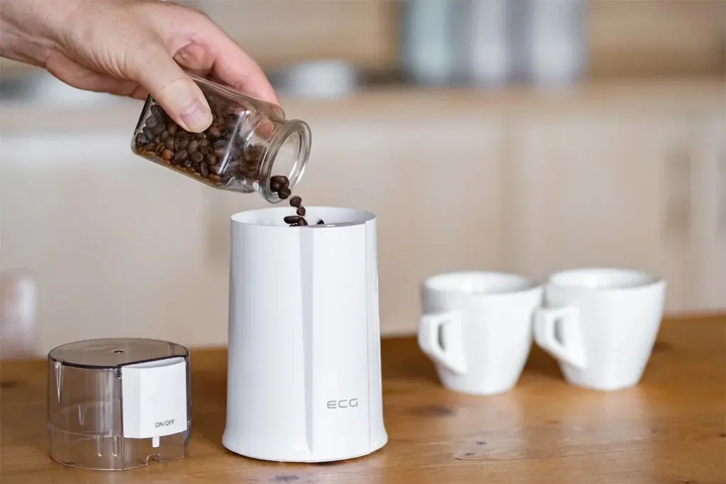 Rasnita de cafea ECG KM 122 Easygrind (White)