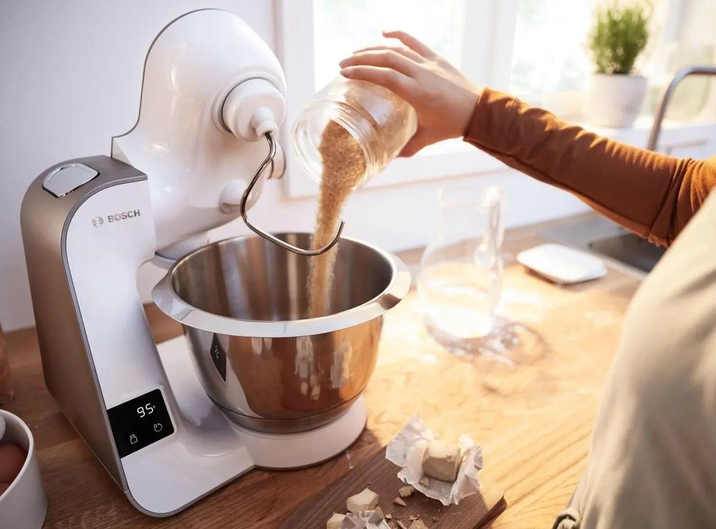 Кухонный комбайн Bosch MUM5 MUM5XW40 (White/Champagne)