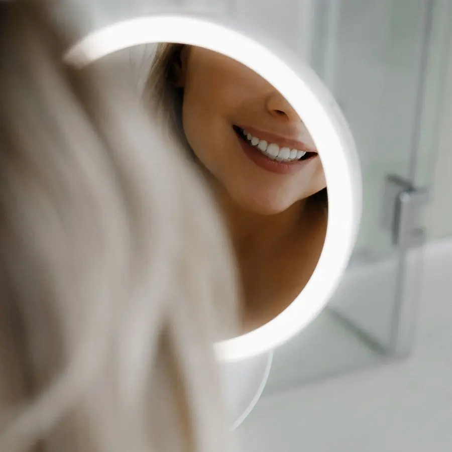 Oglindă cosmetică cu iluminare Beurer BS45 (White)