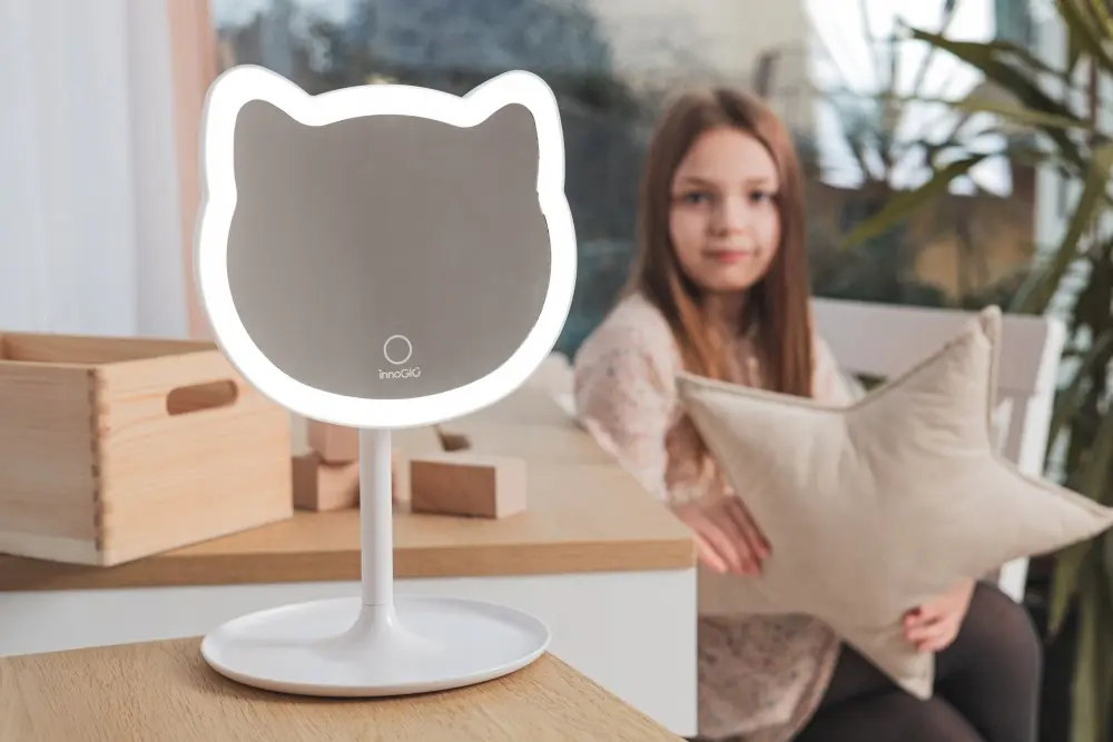 Oglinda cosmetica cu iluminare InnoGIO GIOperfect GIO-758CAT (White) - 2