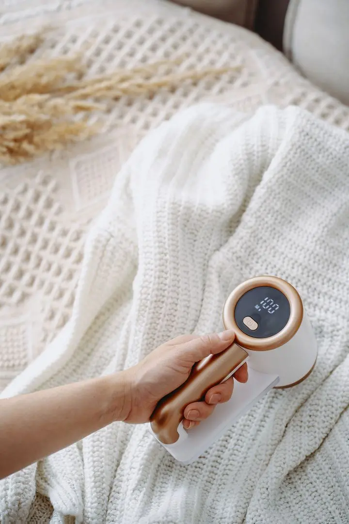 Машинка для стрижки катышков Adler AD 9617 (White/Gold)