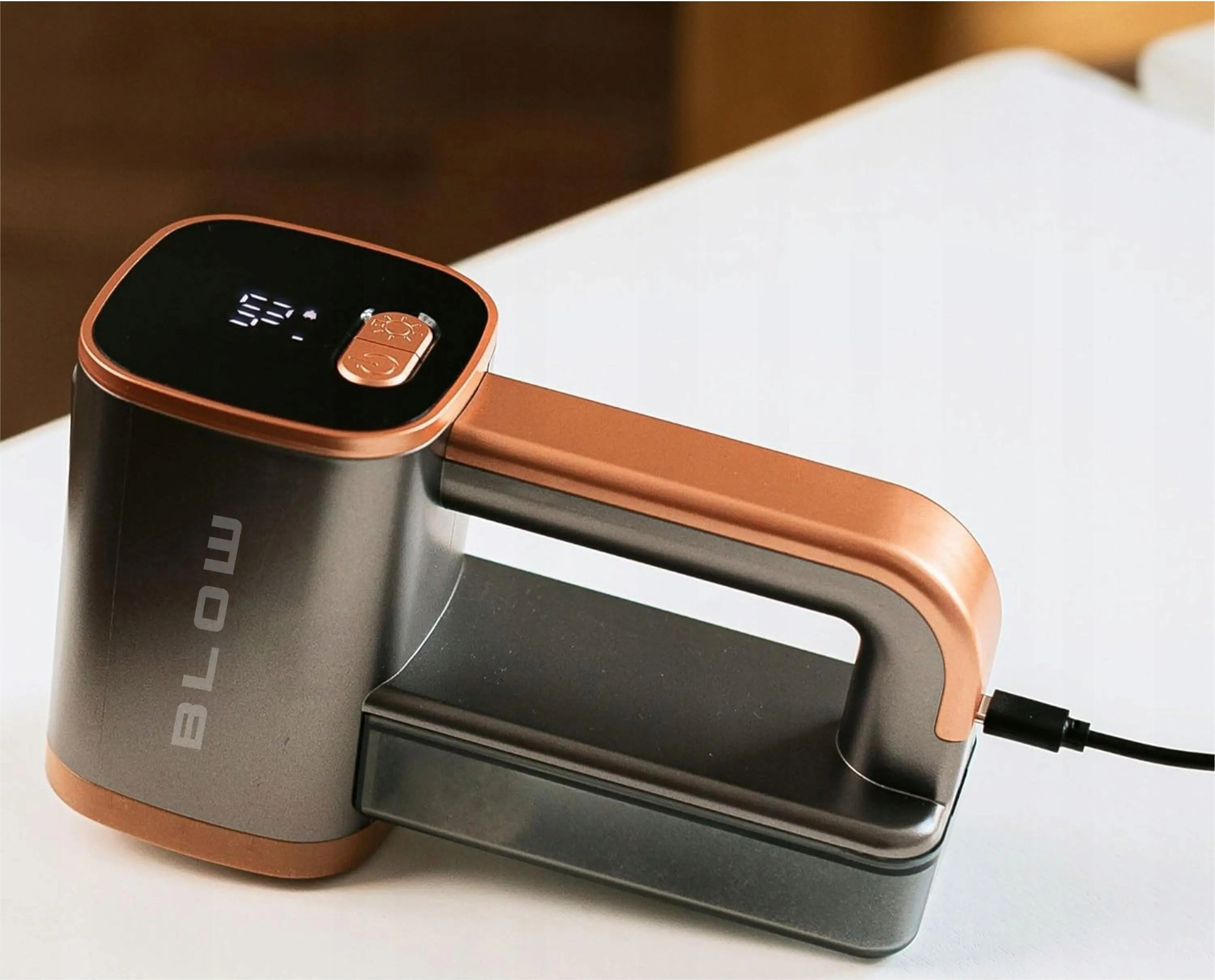 Машинка для стрижки катышков Blow LR-61 (Black/Gold) - 8